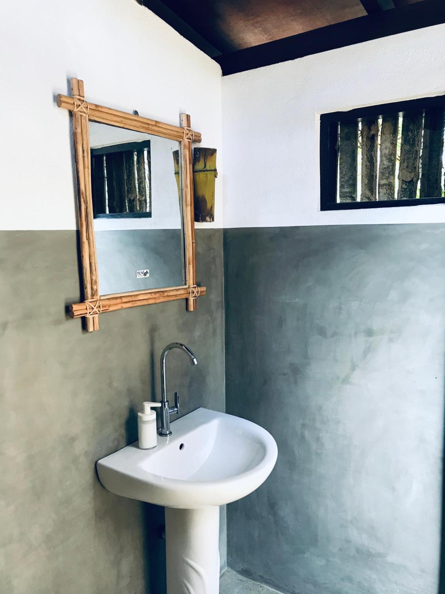 Steffi'S Mandala Otel Hikkaduwa Dış mekan fotoğraf